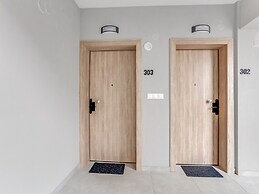 Sanders Old Port - Adorable 1-bdr. Apt. w/ Balcony