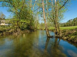 Creekside Splendor