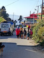 Haut Monde King's Paradise Resort