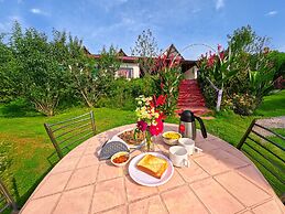 Haut Monde King's Paradise Resort