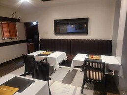 New Land Luxury Hotel