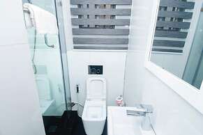 New Land Luxury Hotel