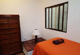 Casita Escondida