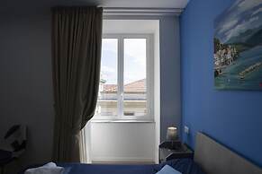 GIULY SUITES & ROOMS