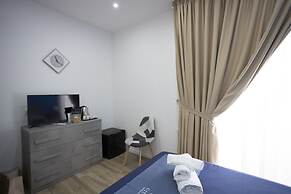 GIULY SUITES & ROOMS