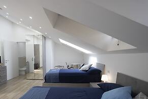 GIULY SUITES & ROOMS