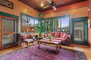 The Peerless Hotel by WanderLodges