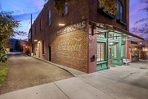 The Peerless Hotel by WanderLodges