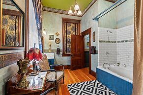 The Peerless Hotel by WanderLodges