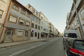 Legacy Oporto Design Apartment G by Vacationy