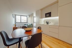 Legacy Oporto Design Apartment G by Vacationy