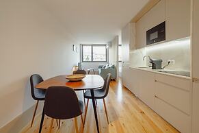 Legacy Oporto Design Apartment G by Vacationy