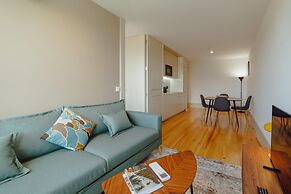 Legacy Oporto Design Apartment G by Vacationy