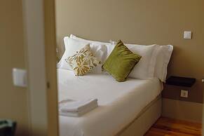 Legacy Oporto Design Apartment G by Vacationy