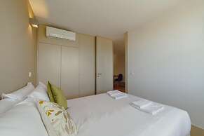 Legacy Oporto Design Apartment G by Vacationy