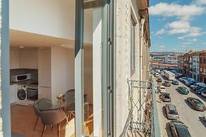 Modern Stylish Apartment II by Vacationy
