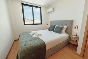 Modern Stylish Apartment II by Vacationy