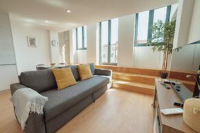 Modern Stylish Apartment II by Vacationy