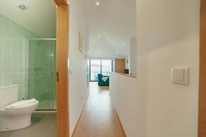 Modern Stylish Apartment III by Vacationy