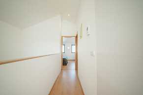 Modern Stylish Apartment III by Vacationy