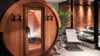 REF Okinawa Arena by VESSEL HOTELS