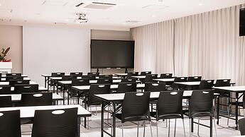 REF Okinawa Arena by VESSEL HOTELS