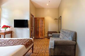 Arnna Hotel - Goregaon