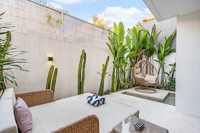 Besso Villa by Betterplace