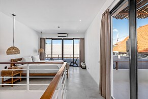 Besso Villa by Betterplace