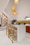 Besso Villa by Betterplace