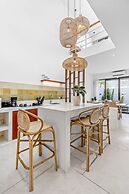 Besso Villa by Betterplace