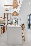 Besso Villa by Betterplace