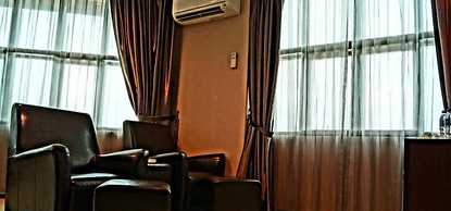 Capital O Rail Hotel