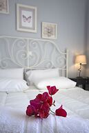 Arodou Studio and Apartment