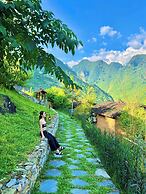 H'mong Village Resort Ha Giang