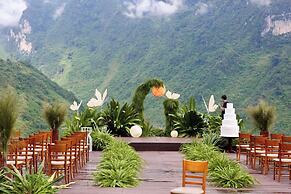 H'mong Village Resort Ha Giang