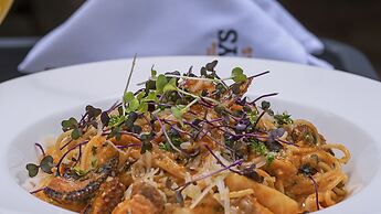 Saggys Suites Hotel & Spa