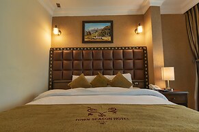 Town Season Hotel