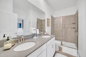 9 Bed Pool Home Storey Lake Resort! 9 Bedroom Home by RedAwning