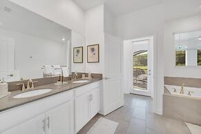 9 Bed Pool Home Storey Lake Resort! 9 Bedroom Home by RedAwning