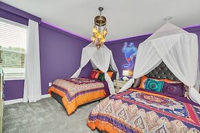 9 Bed Pool Home Storey Lake Resort! 9 Bedroom Home by RedAwning