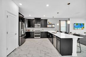 9 Bed In Champions Gate Resort Pool With Spa 9 Bedroom Villa by RedAwn