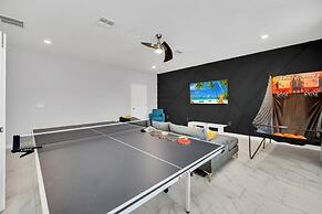 9 Bed In Champions Gate Resort Pool With Spa 9 Bedroom Villa by RedAwn