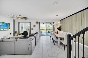 9 Bed In Champions Gate Resort Pool With Spa 9 Bedroom Villa by RedAwn