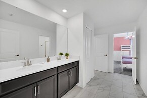 9 Bed In Champions Gate Resort Pool With Spa 9 Bedroom Villa by RedAwn