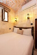 Karagül Otel