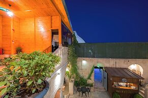 Karagül Otel