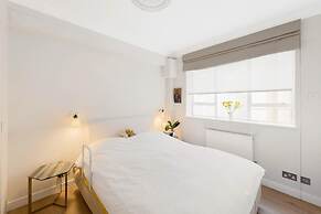 Immaculate 2-bed House in London, Mayfair