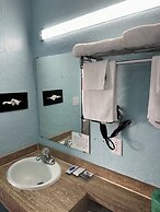 Travel Inn & Suites
