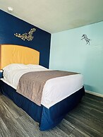 Travel Inn & Suites